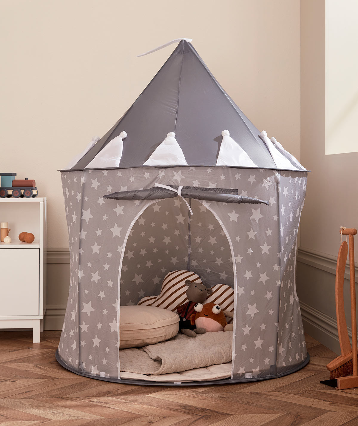 Grey play tent deals