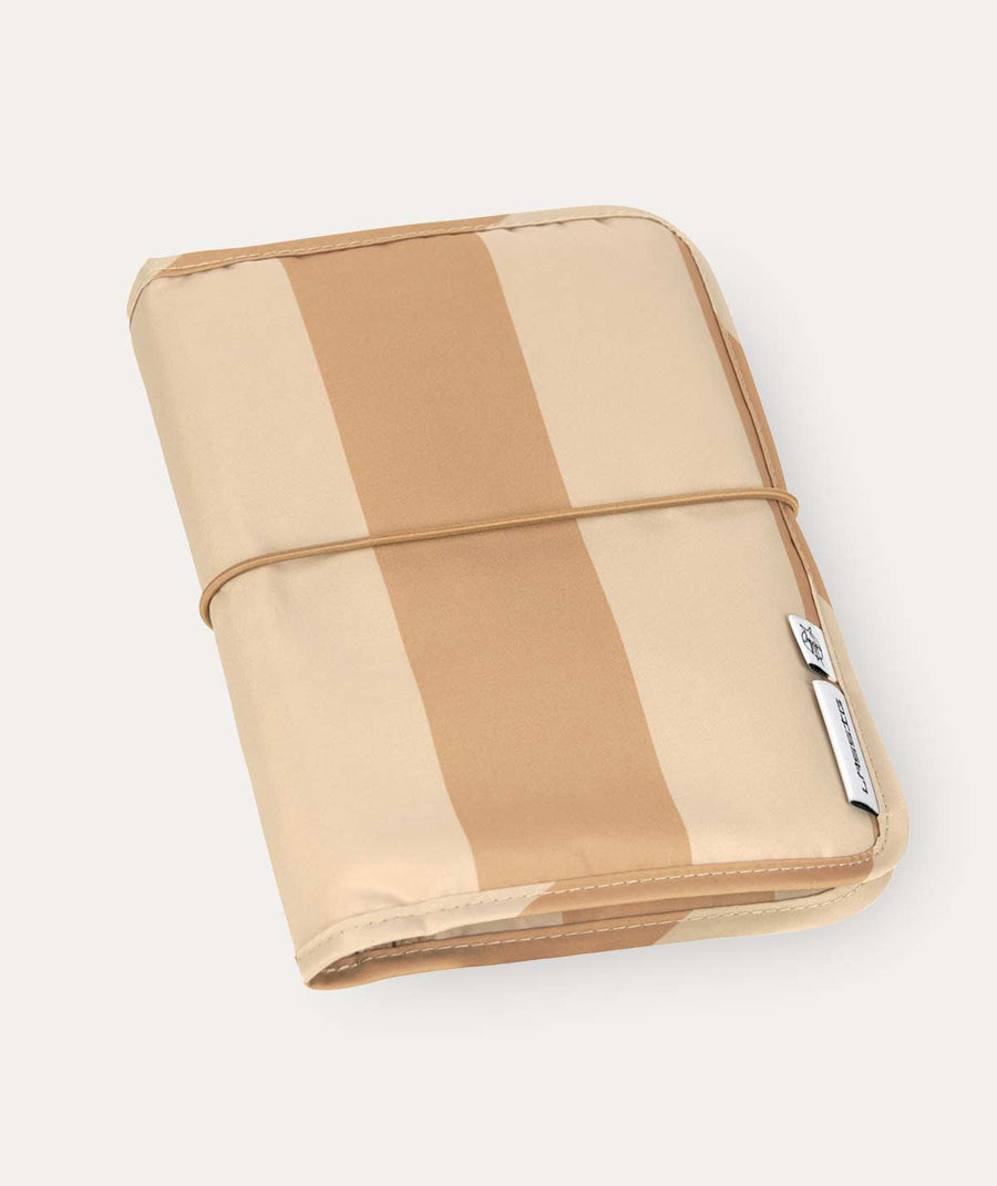 Changing Pouch: Beige/Camel