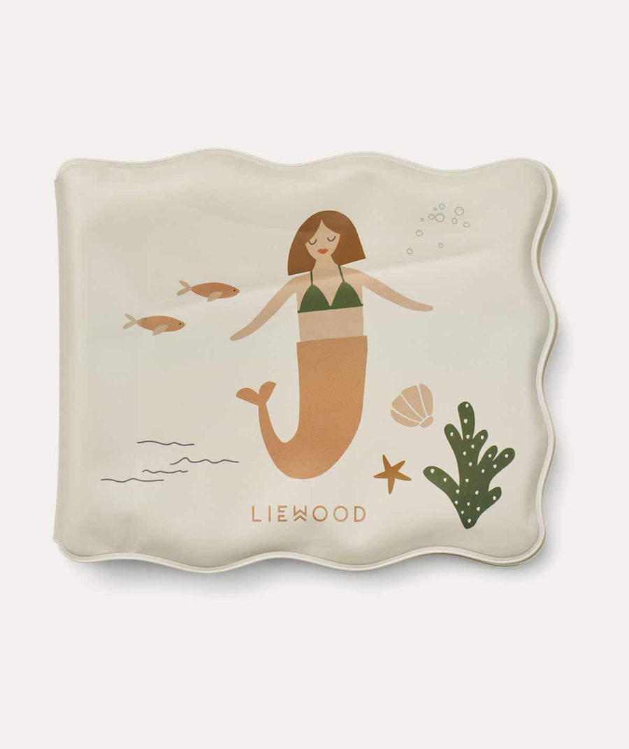 Waylon Magic Water Book: Mermaids / Sandy