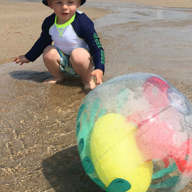 SUNNYLiFE 3D Inflatable Beach Ball First Impression