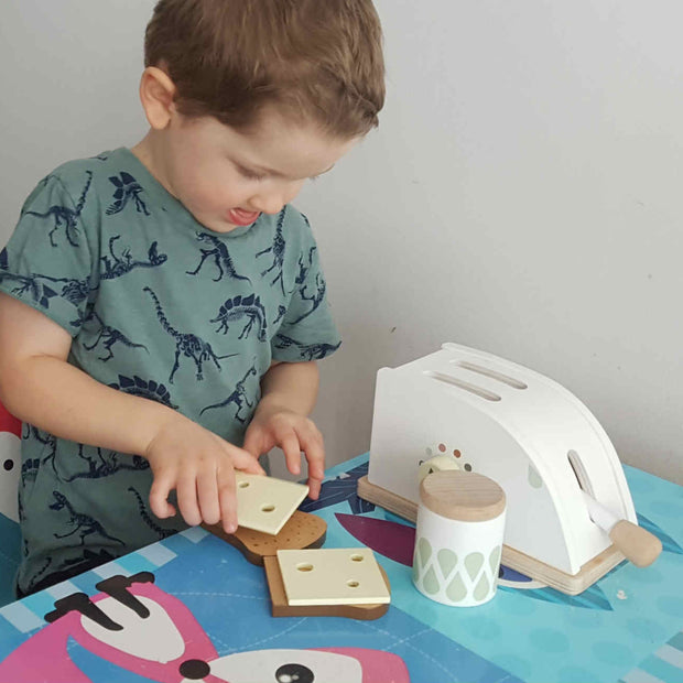 Kid's Concept Toaster First Impression