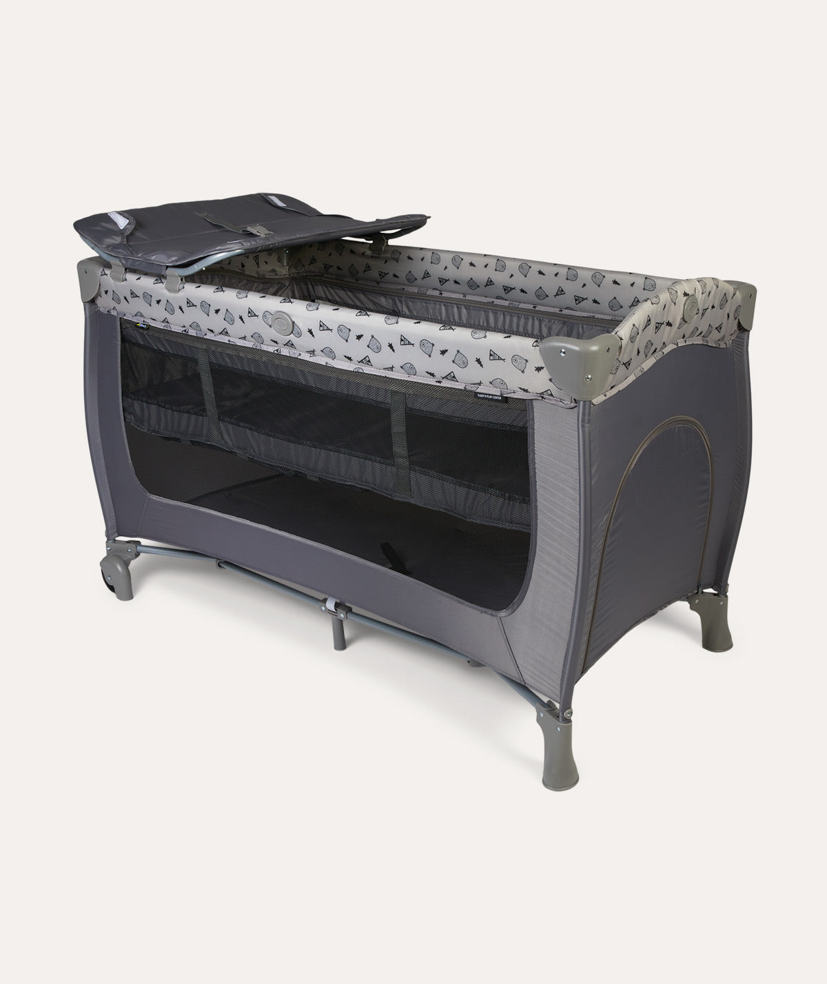 Hauck play and store relax travel cot